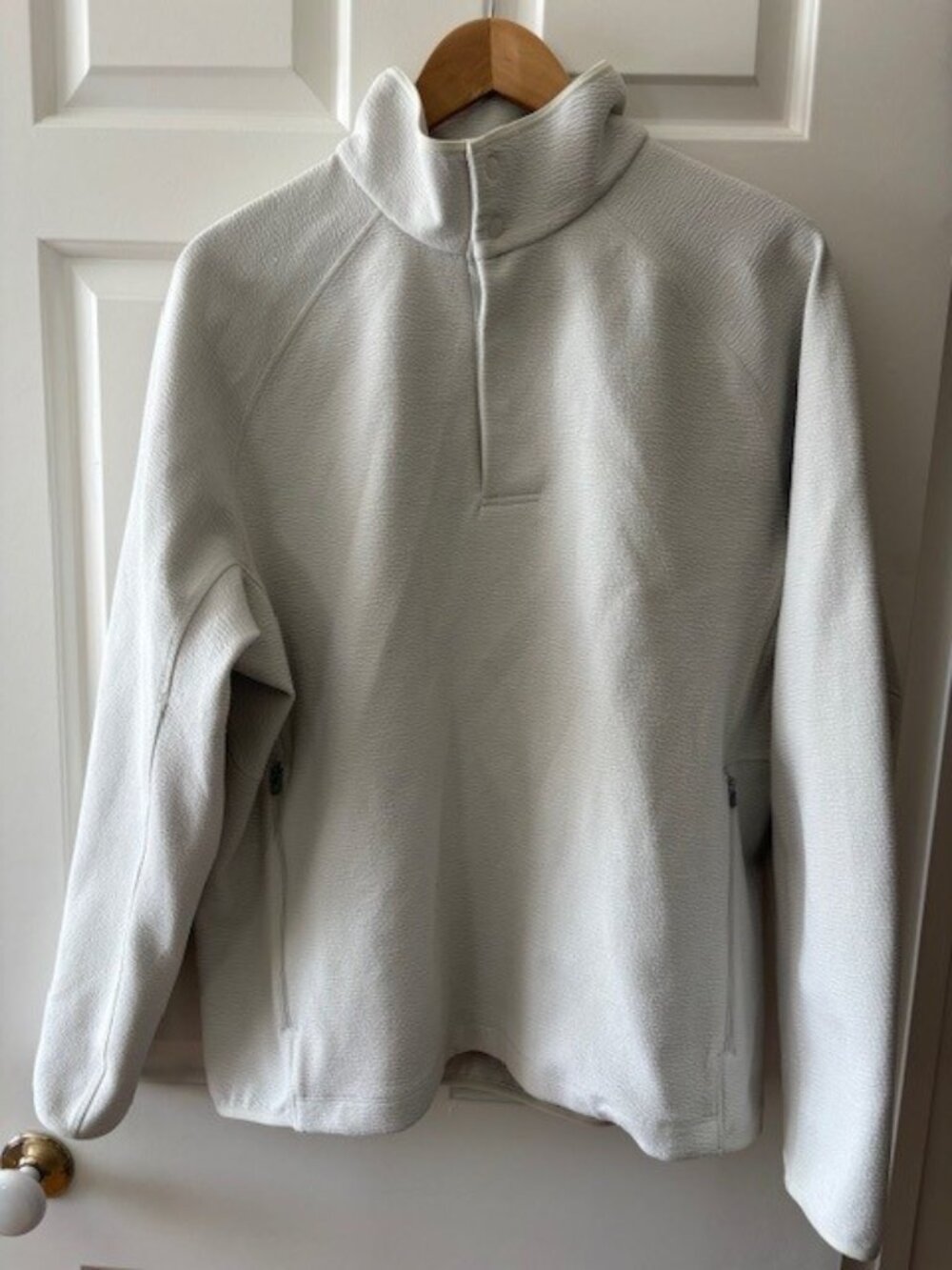 lululemon | Women Oversized Quarter Button-up